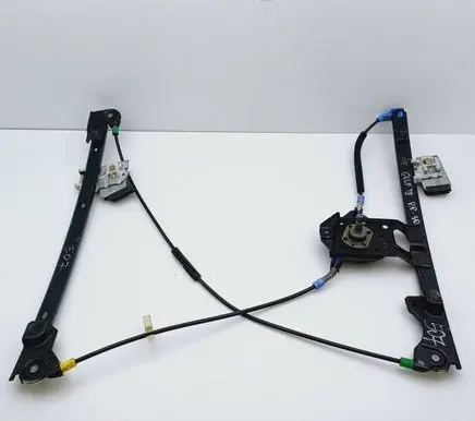 Volkswagen Golf III Front door manual window regulator 1H0837402B