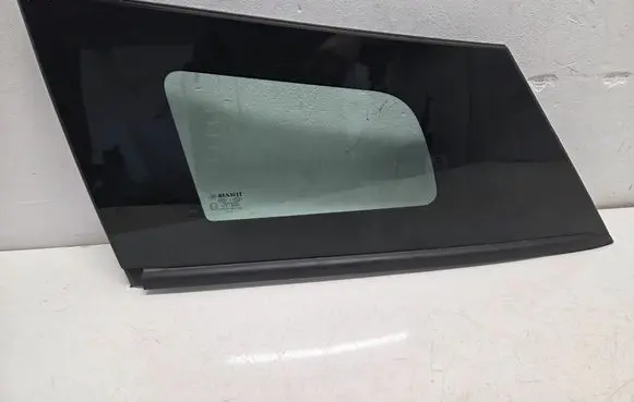 Renault Clio IV Rear side window 43R00097 DOT511M311AS2