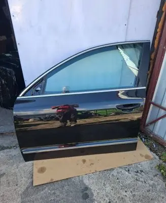 Skoda Superb B6 (3T) Front door