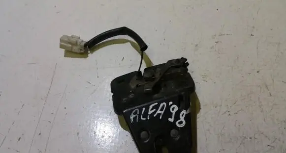 Alfa Romeo 156 Tailgate/trunk/boot lock/catch/latch
