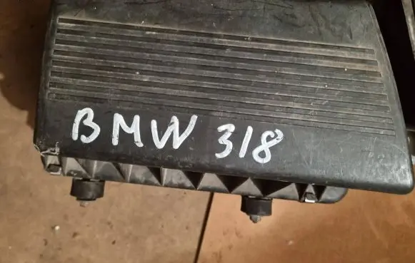BMW 3 E36 Air filter 