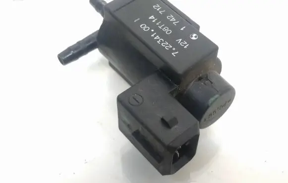 BMW 1 E81 E87 Turbo solenoid valve 1742712 08T114