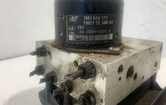 Volkswagen Sharan ABS Pump 7M3907379B 10094703093 S0U5H22A29