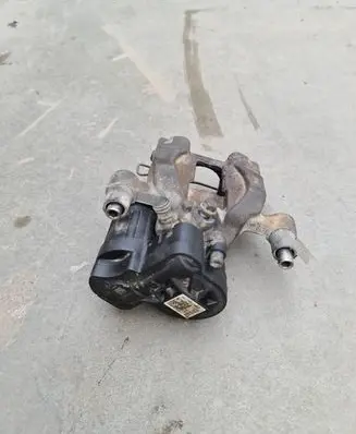 Volkswagen PASSAT B8 Hand brake/parking brake motor 3Q0615405