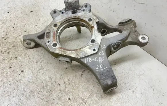 Mercedes-Benz CLS C219 Rear wheel hub spindle/knuckle 
