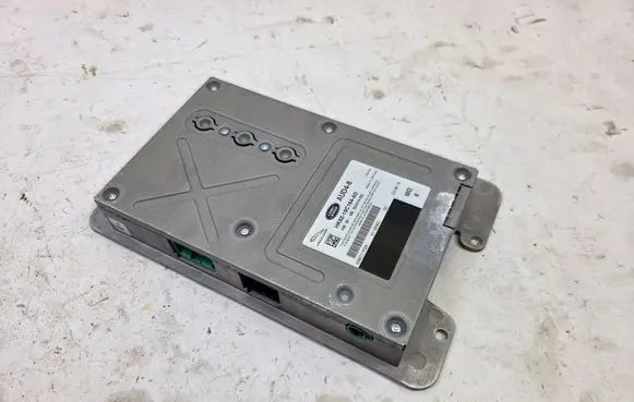 Jaguar XE Sound amplifier HK6219C164AD