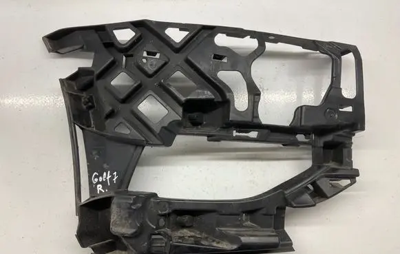 Volkswagen Golf VII Front bumper mounting bracket 5G0807724F