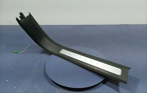 Volvo XC90 Other sill/pillar trim element 31363642