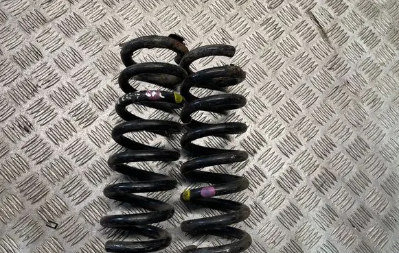 Mercedes-Benz E C207 W207 Rear coil spring