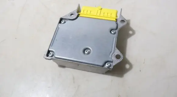 Audi A4 S4 B8 8K Airbag control unit/module