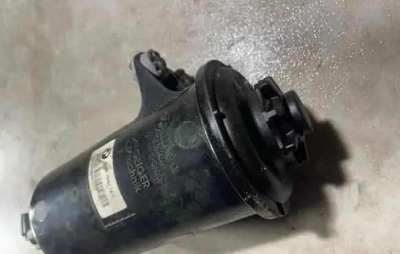 BMW X6 E71 Power steering fluid tank/reservoir 6782286 10617211 25041807141