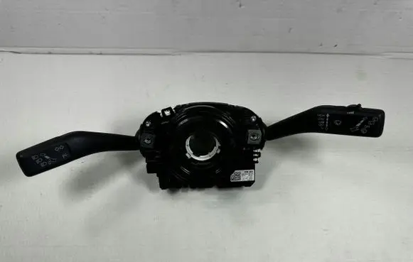 Volkswagen Sharan Tailgate/trunk/boot open switch 