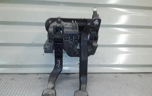 Lancia Thesis Pedal assembly 3808410010