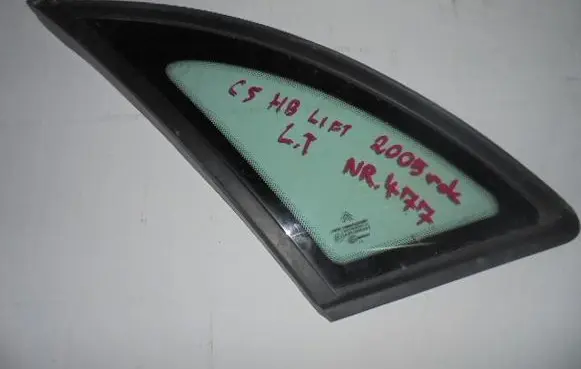 Rear vent window glass