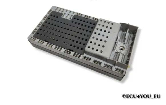 Volvo S80 Central body control module 8645170 8645171 000000606624