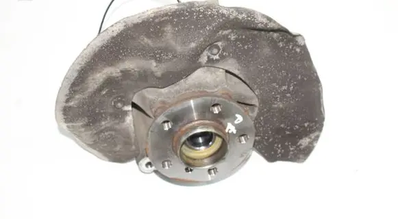 BMW 1 F40 Front wheel hub 6876645