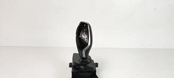 BMW 5 G30 G31 G38 Gear shifter/selector 7947691