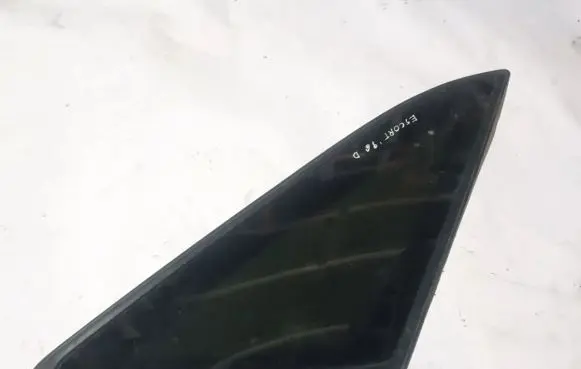 Ford Escort Rear side window