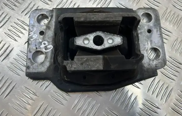 Ford Galaxy Engine mount bracket 0015427148