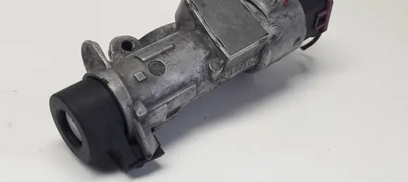 Volkswagen Golf IV Ignition lock 4B0905851C