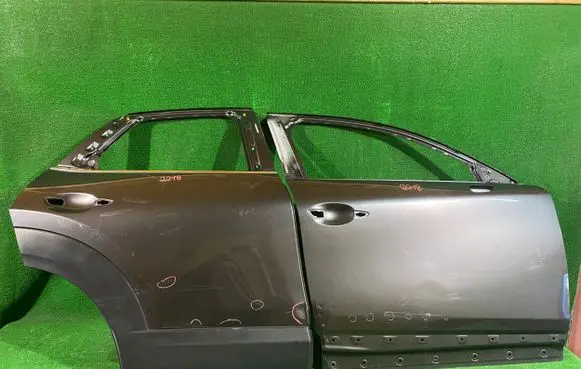 Mazda CX-30 Front door