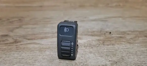 Volvo S70 V70 V70 XC Headlight level height control switch 9162960
