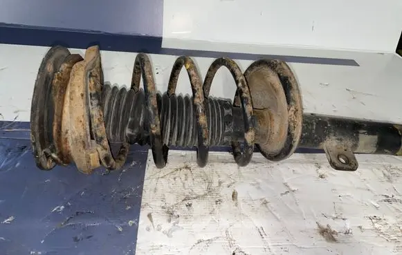 Peugeot 607 Front shock absorber with coil spring