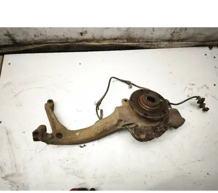Audi A4 S4 B5 8D Front wheel hub spindle knuckle 8D0407257