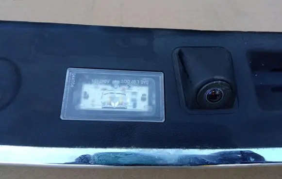 BMW 7 F01 F02 F03 F04 Tailgate handle with camera 7200035 7206430