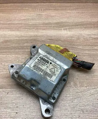 Renault Laguna II Airbag control unit/module 8200148227 550758700