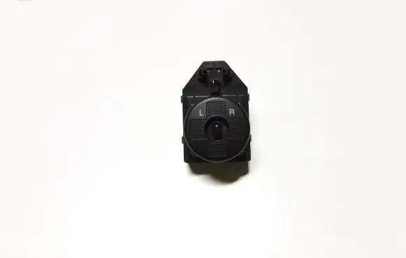Hyundai Tucson JM Wing mirror switch