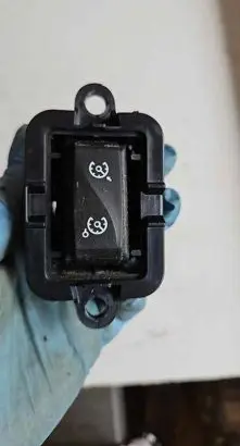 Renault Megane III Cruise control switch 1015009001