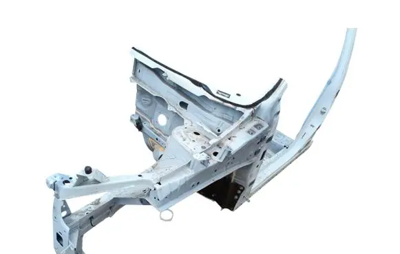 Nissan Rogue Front quarter panel 