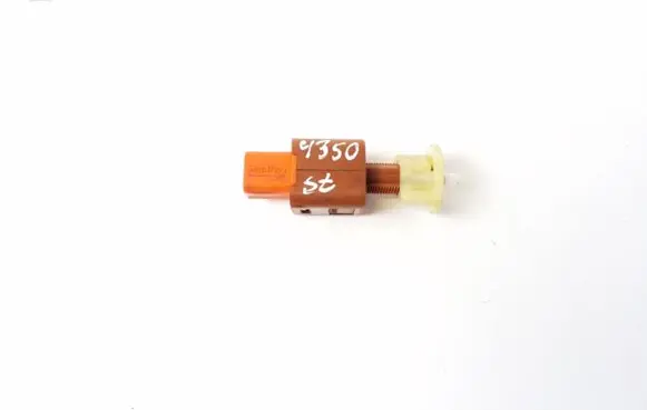 Mitsubishi ASX Brake pedal sensor switch 8614A168