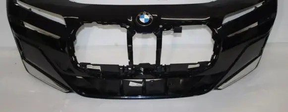 BMW 7 G70 Front bumper