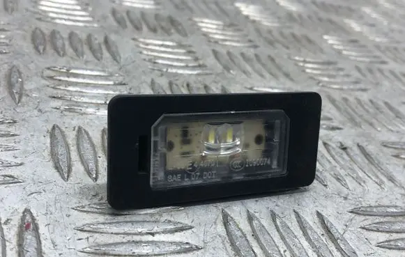 BMW 5 E60 E61 Number plate light 7193293 124430540