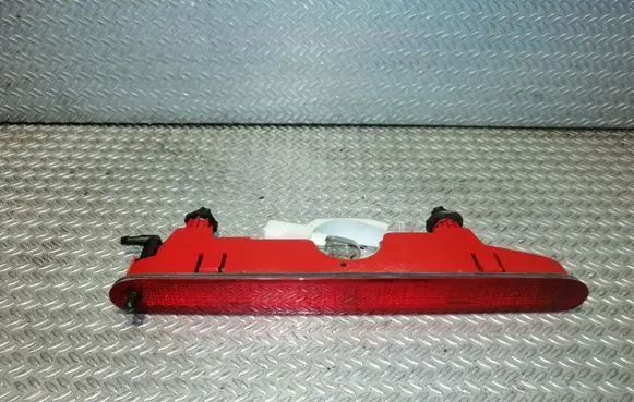 Peugeot Partner Third/center stoplight 9682830180