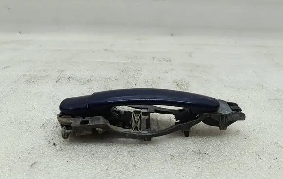 Volkswagen Golf IV Rear door exterior handle 