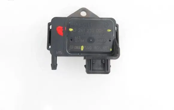 Volkswagen PASSAT B4 Turbo air boost pressure sensor 0261230008 3A0906051