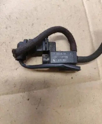 BMW X6 E71 Turbo solenoid valve 70231800 14T106 7810831