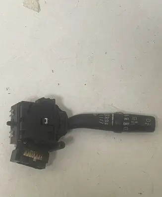 Toyota Corolla Verso E121 Wiper control stalk 8465205150