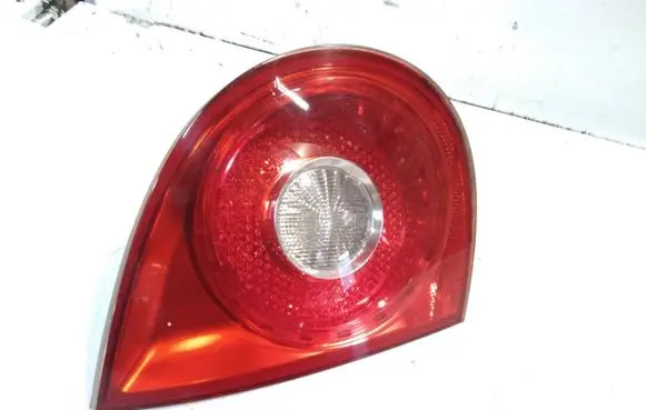 Volkswagen Golf V Tailgate rear/tail lights 1K6945093F