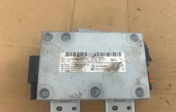 Mercedes-Benz C W204 GPS navigation control unit/module A1729009302 A2049015902 A2049026102