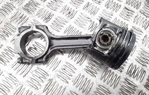 Alfa Romeo 166 Piston with connecting rod
