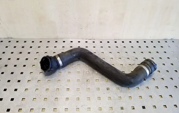 BMW 5 F10 F11 Engine coolant pipe/hose