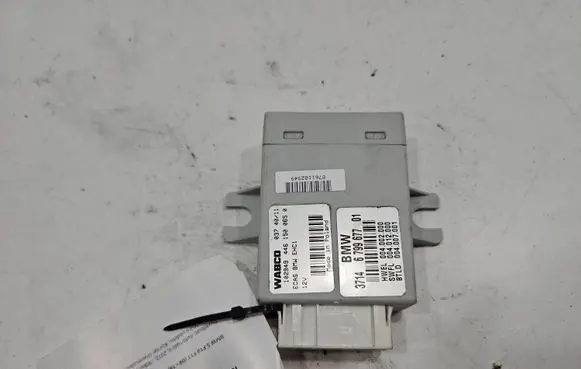 BMW 5 F10 F11 Air suspension control unit module (rear) 004002000