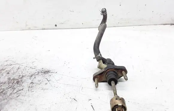 Clutch master cylinder