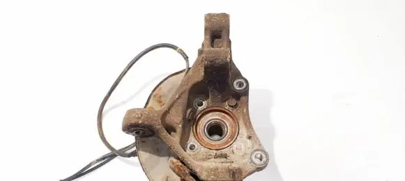 Toyota Prius (XW20) Front wheel hub