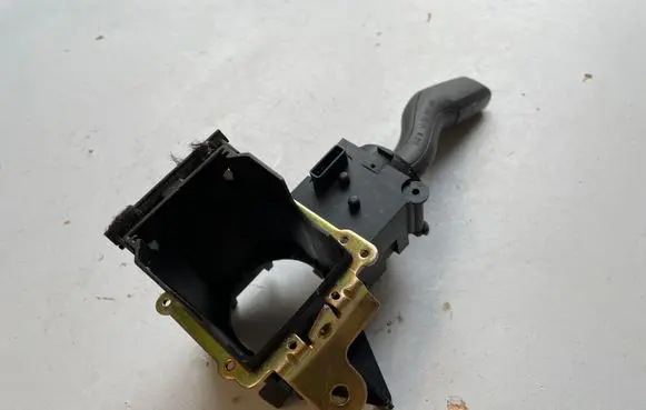 Audi A6 S6 C5 4B Indicator stalk 4E0953513A