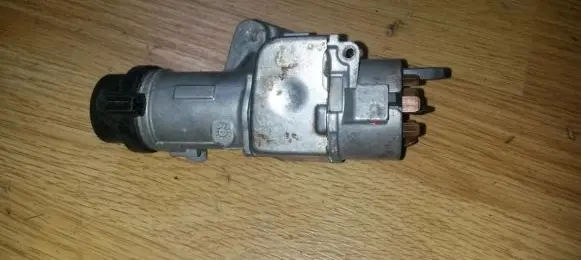 Audi A4 S4 B6 8E 8H Ignition lock contact 4b0905851g nokey